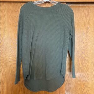 Women's Green Long Sleeve Top
